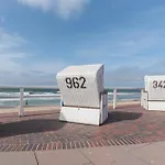 Strandburg Apartmán *